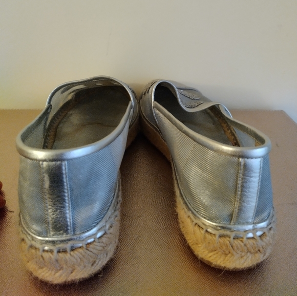 Chanel mesh silver slip on shoes size 36 - Picture 10 of 10